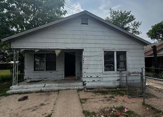 Property at 806 Holt, Bryan, TX 77803, 3 beds, 2 baths