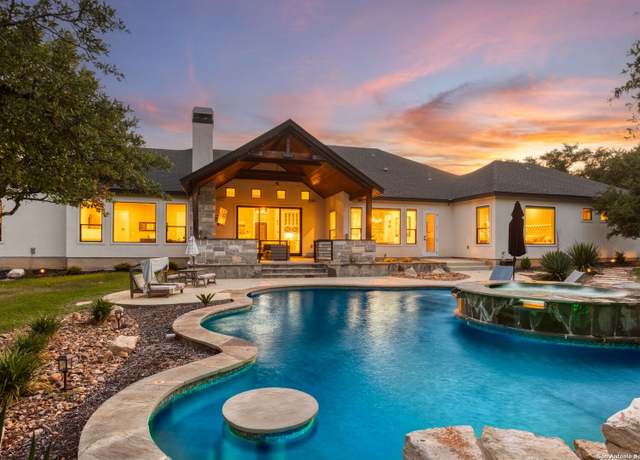 Property at 550 Saxet, Spring Branch, TX 78070, 4 beds, 3.5 baths