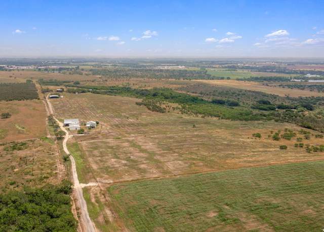 Property at 7307 New Sulphur Springs Rd, San Antonio, TX 78263, 2 beds, 3 baths