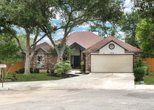 Property at 13902 Foothills Court St, San Antonio, TX 78249, 3 beds, 2 baths