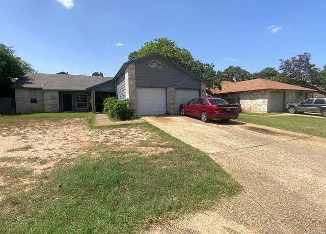 Property at 5262 Meadow Rise, San Antonio, TX 78250, 5 beds, 4 baths