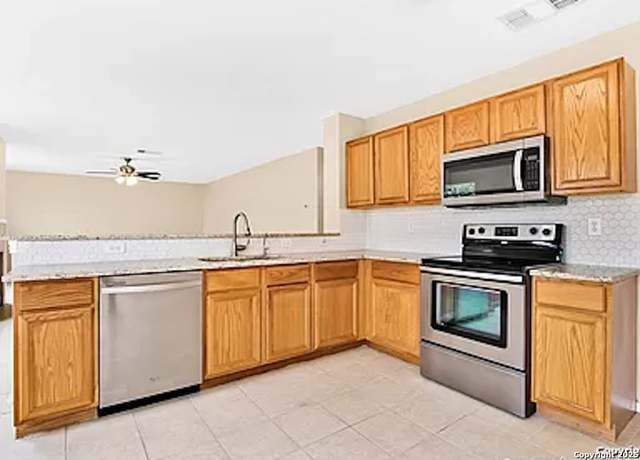 Property at 9906 Autumn Dawn, Converse, TX 78109-4611, 3 beds, 2.5 baths