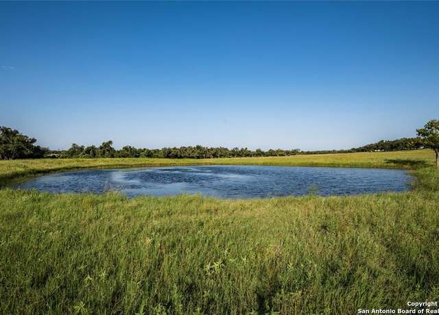 Property at 12350 N ST Hwy 16 TX, Fredericksburg, TX 78624, 3 beds, 3 baths