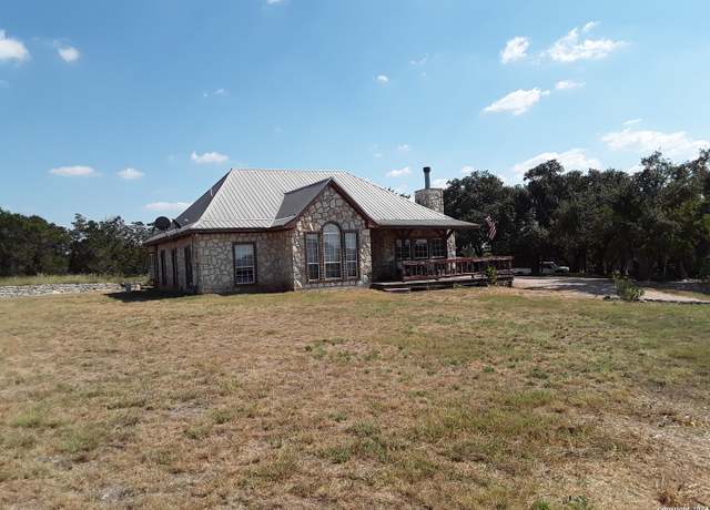 Property at 500 Cave Spgs, Wimberley, TX 78676, 3 beds, 2 baths
