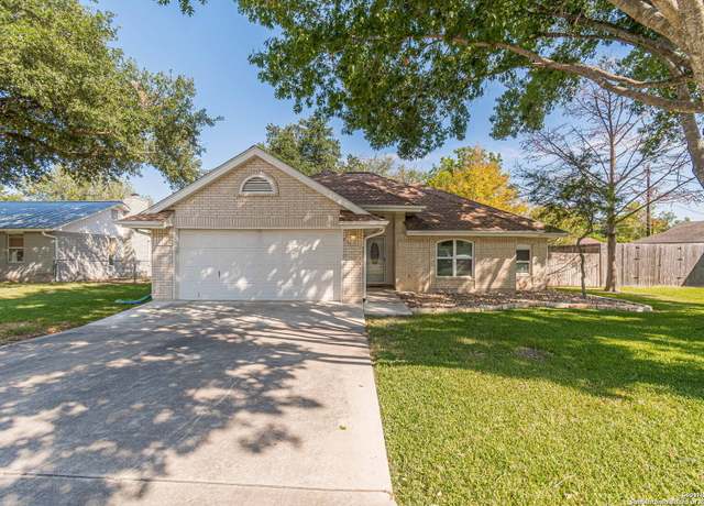 Property at 934 Lazy, New Braunfels, TX 78130, 3 beds, 2 baths