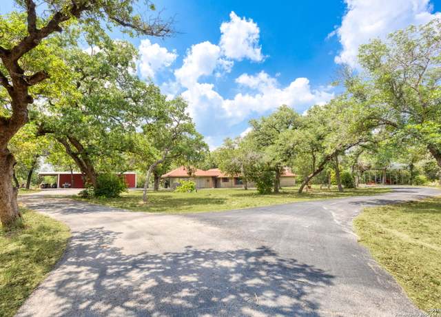 Property at 188 Guadalupe Ranch Ln, Seguin, TX 78155, 3 beds, 2.5 baths