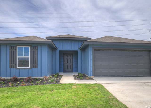 Property at 805 Prince Albert, Seguin, TX 78155, 3 beds, 2 baths