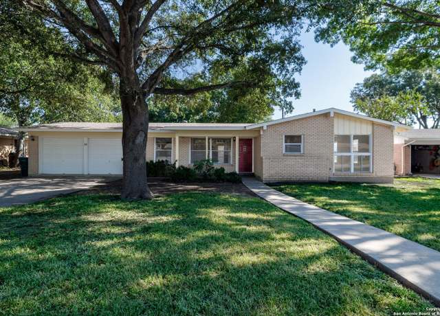 Property at 218 Beechwood Ave, Universal City, TX 78148-4204, 2 beds, 2 baths