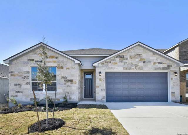 Property at 11127 Lowder Ln, Live Oak, TX 78233, 4 beds, 2.5 baths