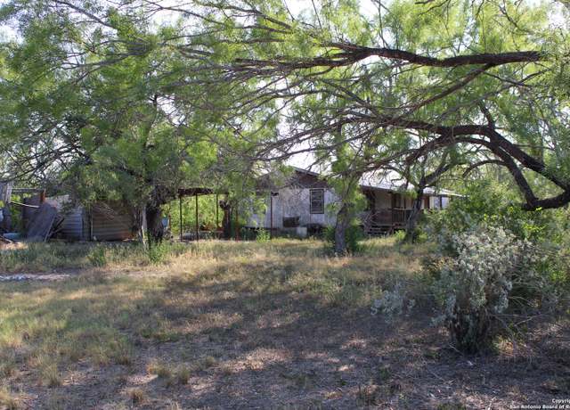 Property at 87A Eagle Pass Trl, Uvalde, TX 78801