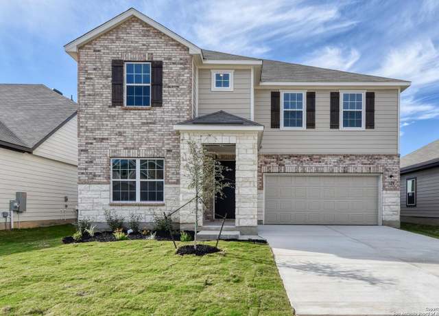 Property at 125 Beveridge, Seguin, TX 78155, 4 beds, 2.5 baths