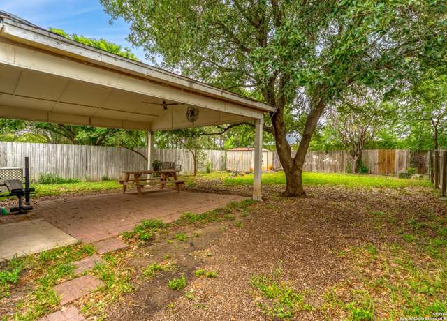 Property at 2435 Westgard, San Antonio, TX 78245, 2 beds, 1 bath