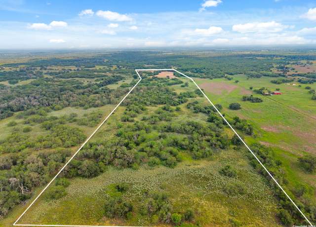 Property at 3141 Zion Hl, Seguin, TX 78155