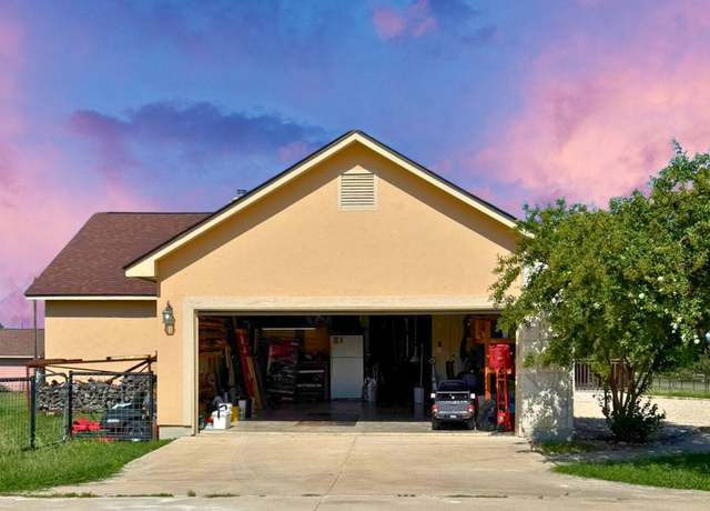 Property at 911 County Road 367, Hondo, TX 78861, 3 beds, 2 baths