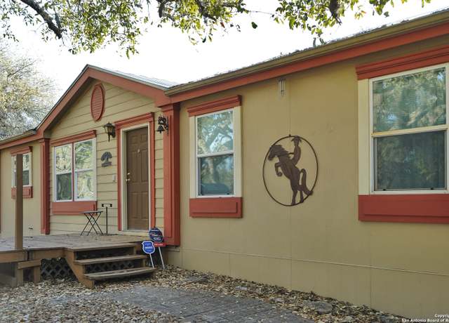 Property at 23536 Mathis Rd, Elmendorf, TX 78112, 4 beds, 2 baths