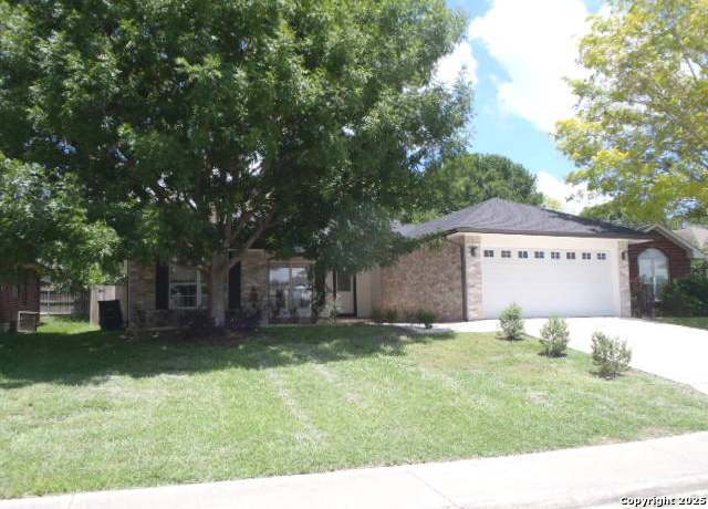 Property at 2069 Bentwood, New Braunfels, TX 78130, 3 beds, 2 baths