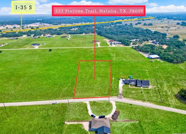 Property at 223 Stallion Trl, Natalia, TX 78059