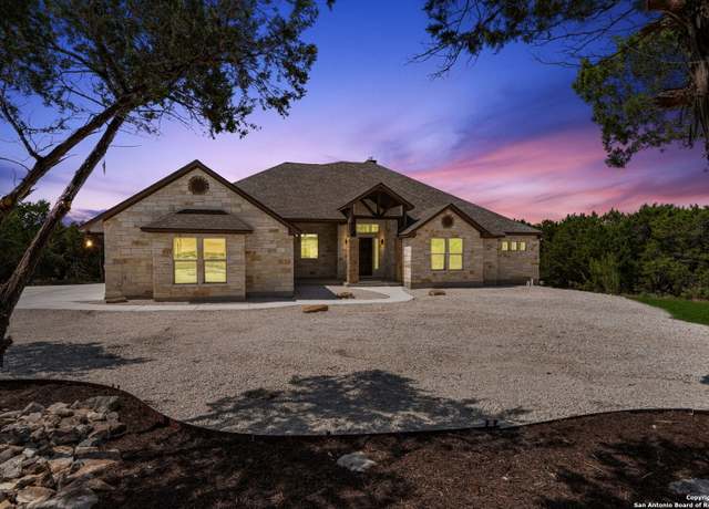 Property at 169 Longwood, New Braunfels, TX 78132, 4 beds, 3.5 baths