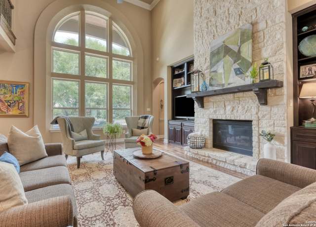 Property at 2727 Wonderview, San Antonio, TX 78230, 5 beds, 3.5 baths