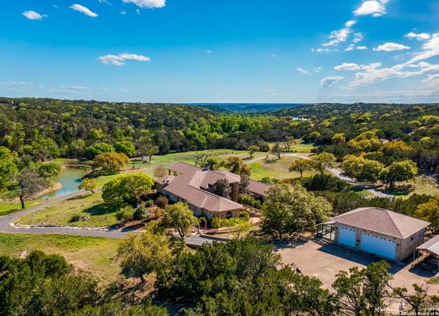 Property at 505 Rambling Crk, Kerrville, TX 78028, 4 beds, 4.5 baths