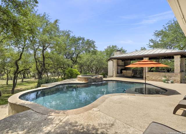 Property at 419 Ranch Pass, Boerne, TX 78015, 5 beds, 4.5 baths