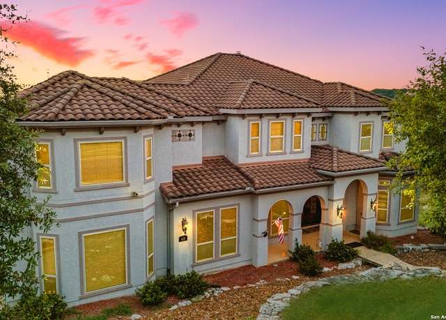 Property at 615 Sentry Hl, San Antonio, TX 78260, 6 beds, 4.5 baths
