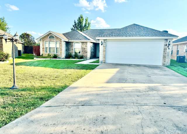 Property at 2206 Sedona Cir, Killeen, TX 76542, 3 beds, 2 baths