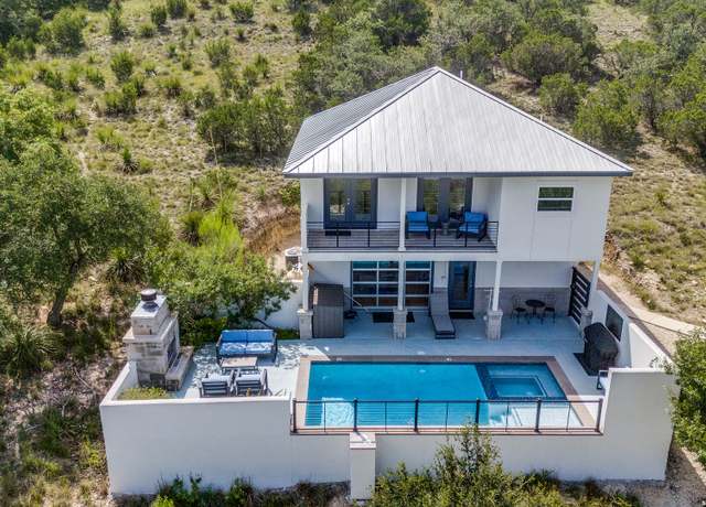 Property at 347 Hidden, Canyon Lake, TX 78133, 2 beds, 3 baths
