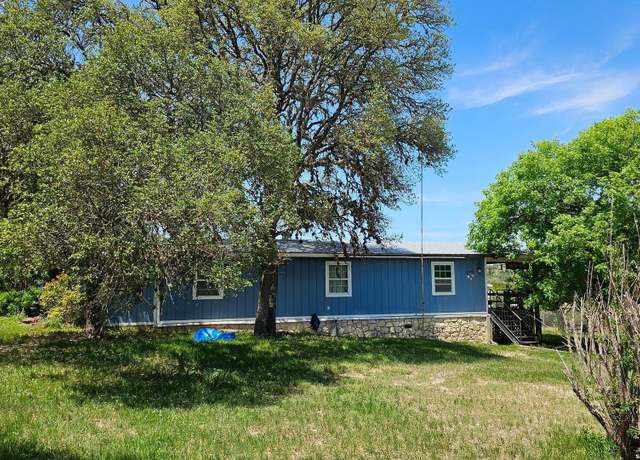 Property at 1879 Forest Trail Dr, Bandera, TX 78003, 3 beds, 1.5 baths