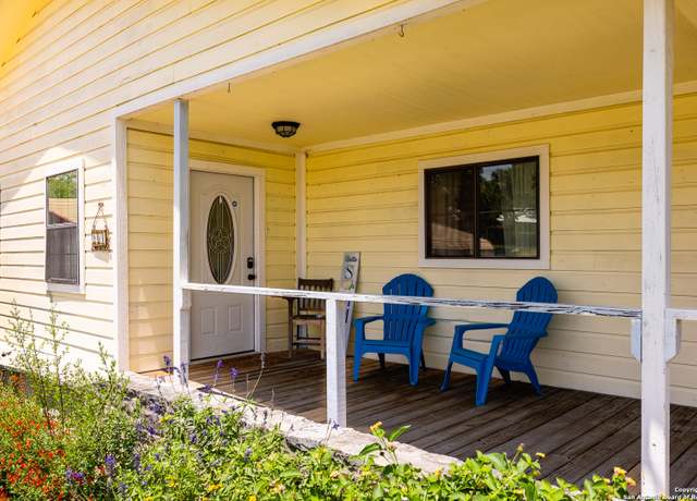 Property at 904 State Highway 173, Bandera, TX 78003, 3 beds, 4 baths