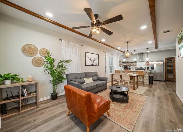 Property at 1341 Paso Hondo, San Antonio, TX 78202, 3 beds, 2 baths