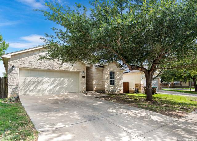 Property at 7619 Bit Cir, Elmendorf, TX 78112, 3 beds, 2 baths