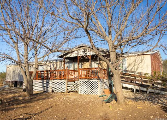 Property at C202 Lot 25 E Peggy Pave H90w, Uvalde, TX 78801, 3 beds, 2 baths