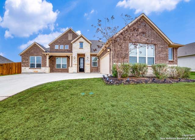 Property at 383 Lilly Blf, Castroville, TX 78009, 5 beds, 2.5 baths