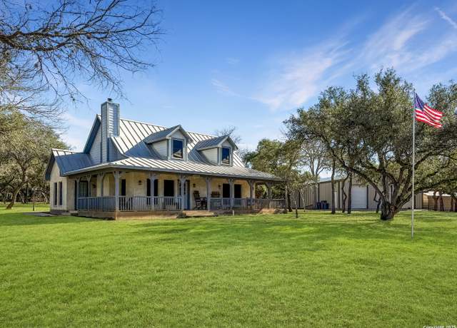 Property at 565 Red Bluff Ranch Rd, Pipe Creek, TX 78063, 3 beds, 2.5 baths