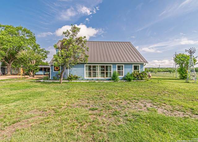 Property at 3951 Briar Holw, San Antonio, TX 78247, 3 beds, 2 baths