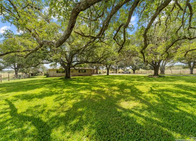 Property at 435 Pine Meadow Rd, Seguin, TX 78155, 2 beds, 2 baths