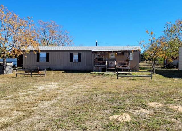 Property at 1440 Rendon Rd, Poteet, TX 78065-3492, 2 beds, 2 baths