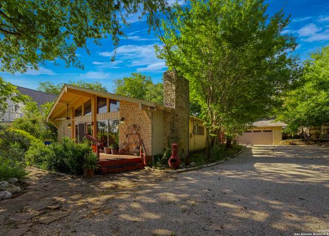 Property at 711 Chestnut Fls, Canyon Lake, TX 78133, 3 beds, 1 bath