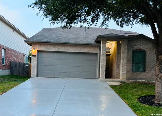 Property at 12131 Lantana Cv, San Antonio, TX 78253, 5 beds, 3 baths