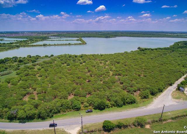 Property at 12620 Pleasanton Rd, San Antonio, TX 78221-9804