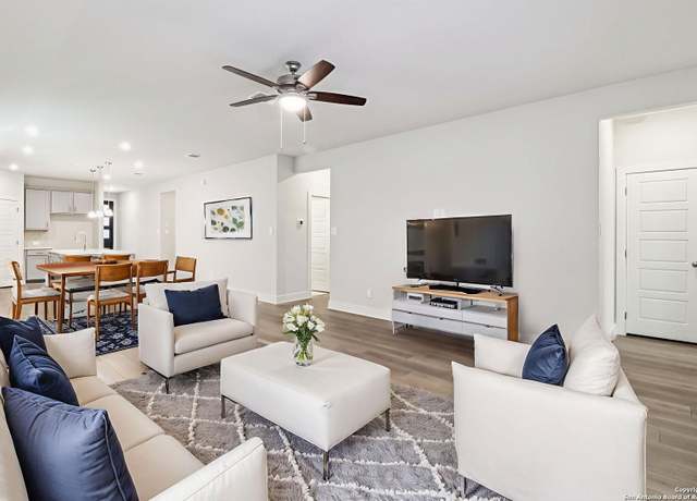 Property at 11550 Cottage Pt, San Antonio, TX 78254, 5 beds, 4 baths