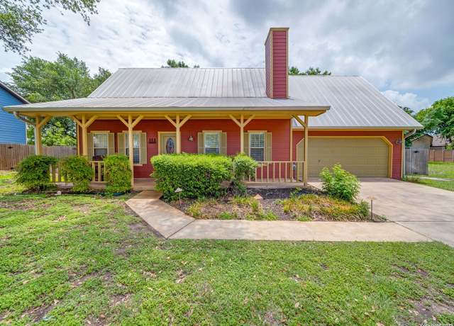 Property at 1614 Sunnybrook, New Braunfels, TX 78130, 3 beds, 2.5 baths
