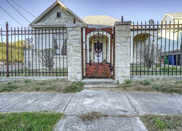 Property at 619 Center, San Antonio, TX 78202, 5 beds, 1.5 baths