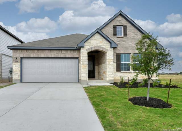 Property at 149 Beveridge, Seguin, TX 78155, 3 beds, 2.5 baths