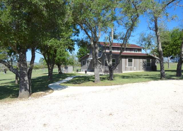 Property at 234 Mill Dm, Comfort, TX 78013, 4 beds, 3 baths