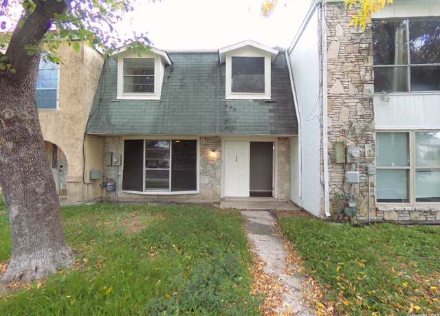 Property at 1208 Churing Dr, San Antonio, TX 78245, 2 beds, 2.5 baths