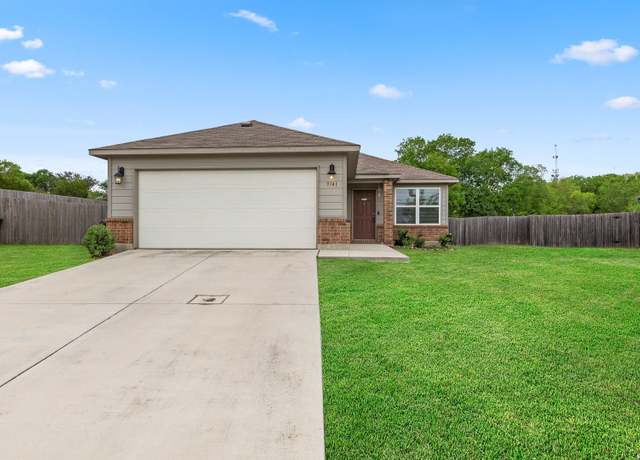 Property at 9741 Sandy Rdg, San Antonio, TX 78239, 3 beds, 2 baths