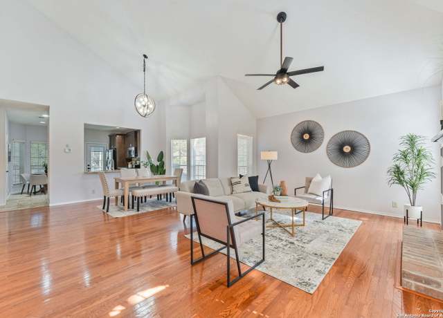 Property at 17915 Crystal Knl, San Antonio, TX 78258, 4 beds, 2.5 baths