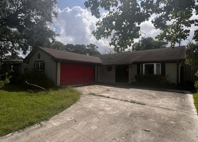 Property at 5143 W Belfort, Houston, TX 77035, 3 beds, 2 baths